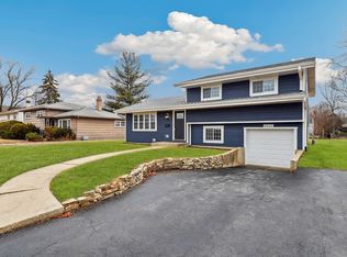 5929 Blodgett Ave, Downers Grove, IL 60516