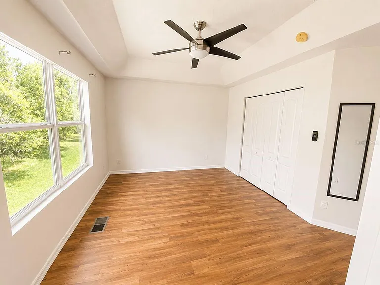 2256 Betsy Ross Ln — Photo 7