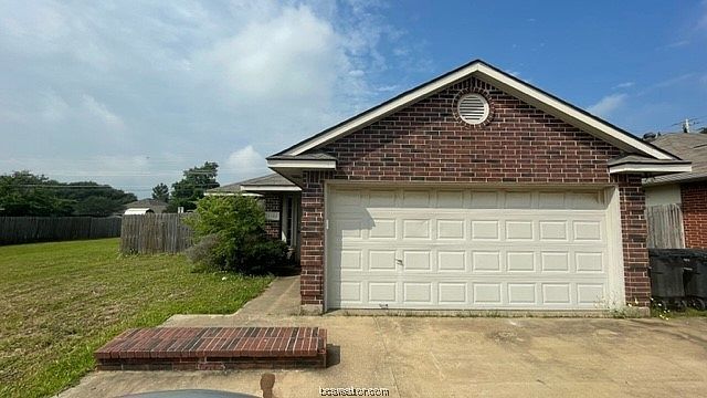 1st image of 3502 Wild Plum St