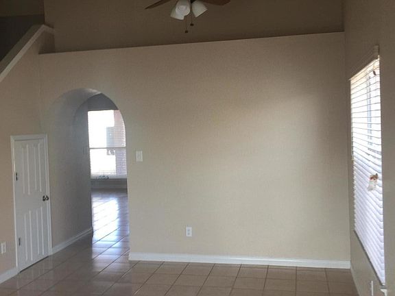 4th image of 7133 Tierra Roja St