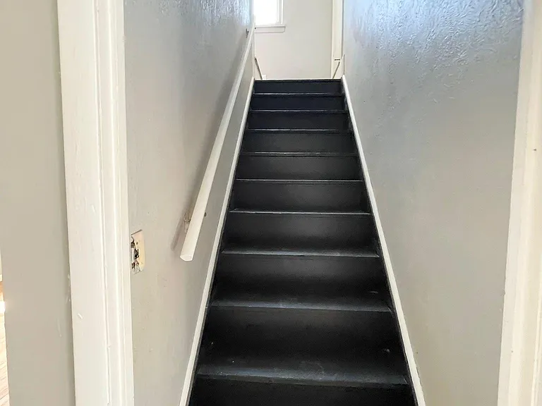 5440 Oakwood Ave — Photo 10