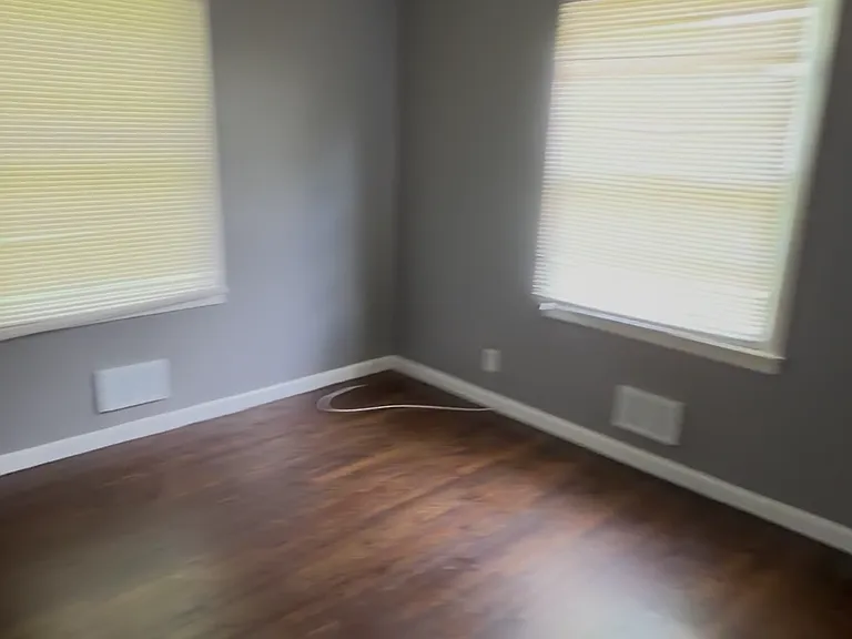 11314 Sycamore Ter — Photo 10