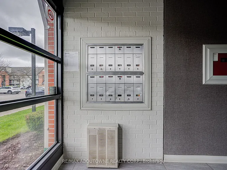 1450 Glen Abbey Gate #214 — Photo 37