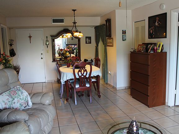 Living/Diningroom