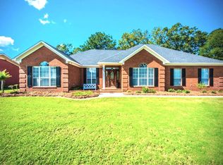 407 N Pridgen St, Geneva, AL 36340