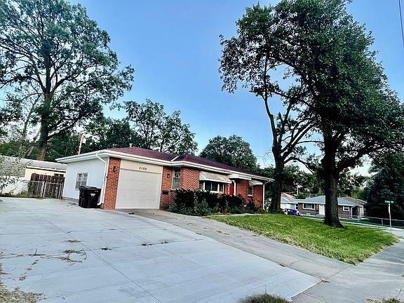 4th image of 2100 N 56th St