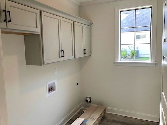 5th image of 930 Cypress Knee Ln
