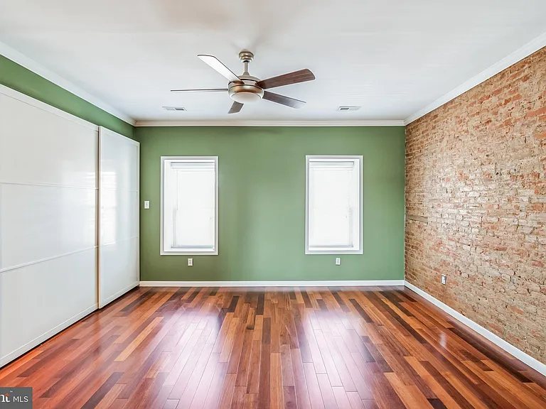 126 Ripka St — Photo 25