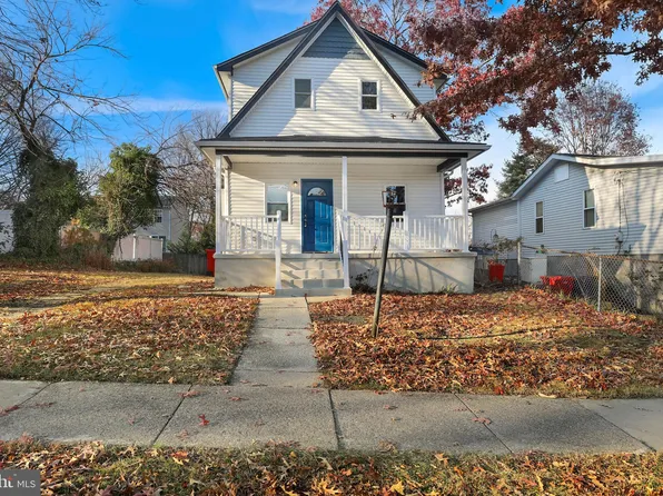 16 E Crestwood Ave, Somerdale, NJ 08083