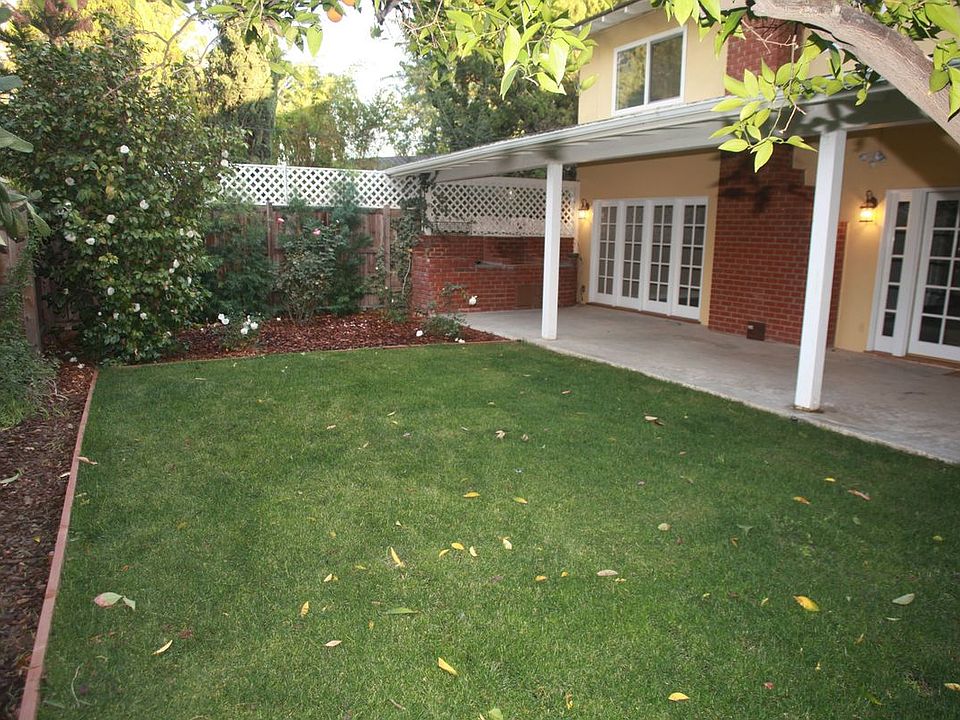 2nd image of 12607 Kling St