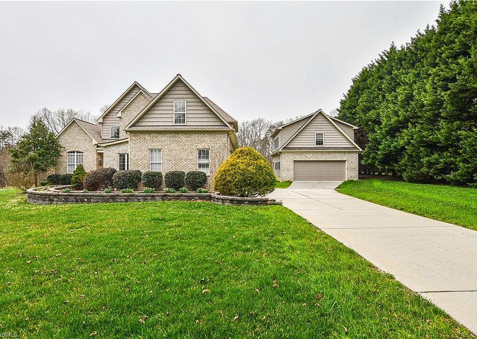 1st image of 7041 Bronco Ln