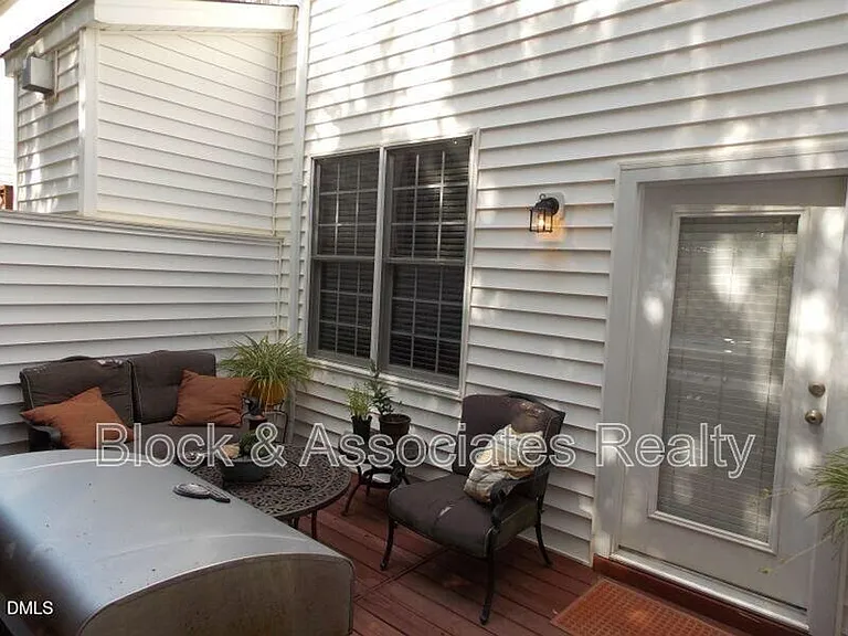 5523 Cottonrose Ln — Photo 14