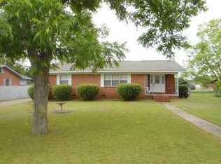 117 Hutchinson St, Enterprise, AL 36330