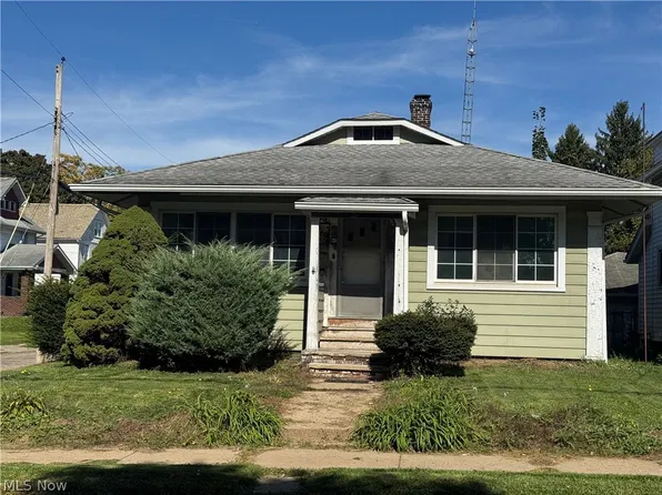 97 W Oxford St, Alliance, OH 44601