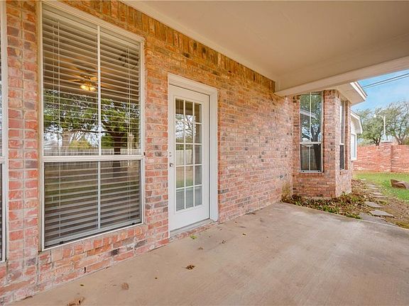 2nd image of 7901 Lucian Dr