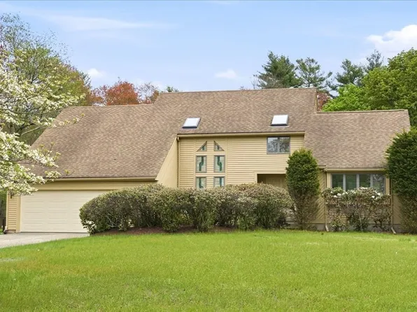 6 Hoover Rd, Norfolk, MA 02056