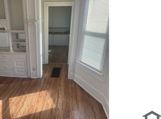 520 N 34th St, Milwaukee, WI 53208