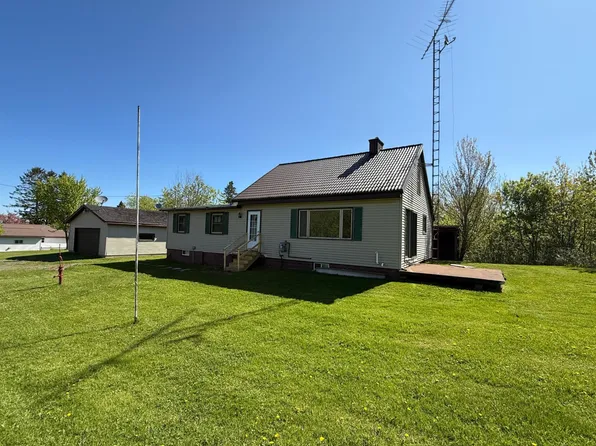 14274 Auger St, Saxon, WI 54559