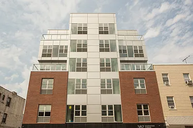 387 Manhattan Avenue #3A in Williamsburg, Brooklyn | StreetEasy