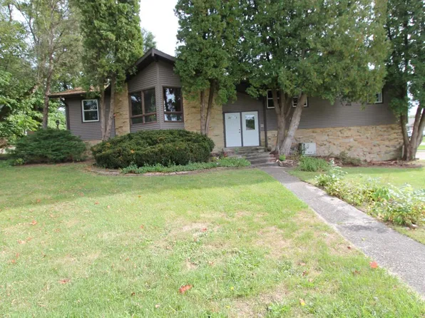1709 Mill STREET, Burlington, WI 53105