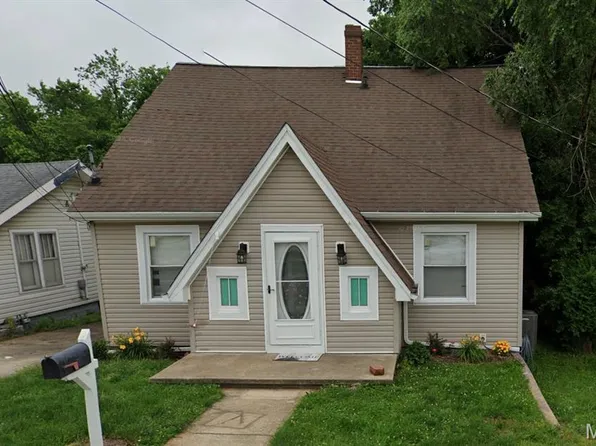 413 High St, Fredericktown, MO 63645
