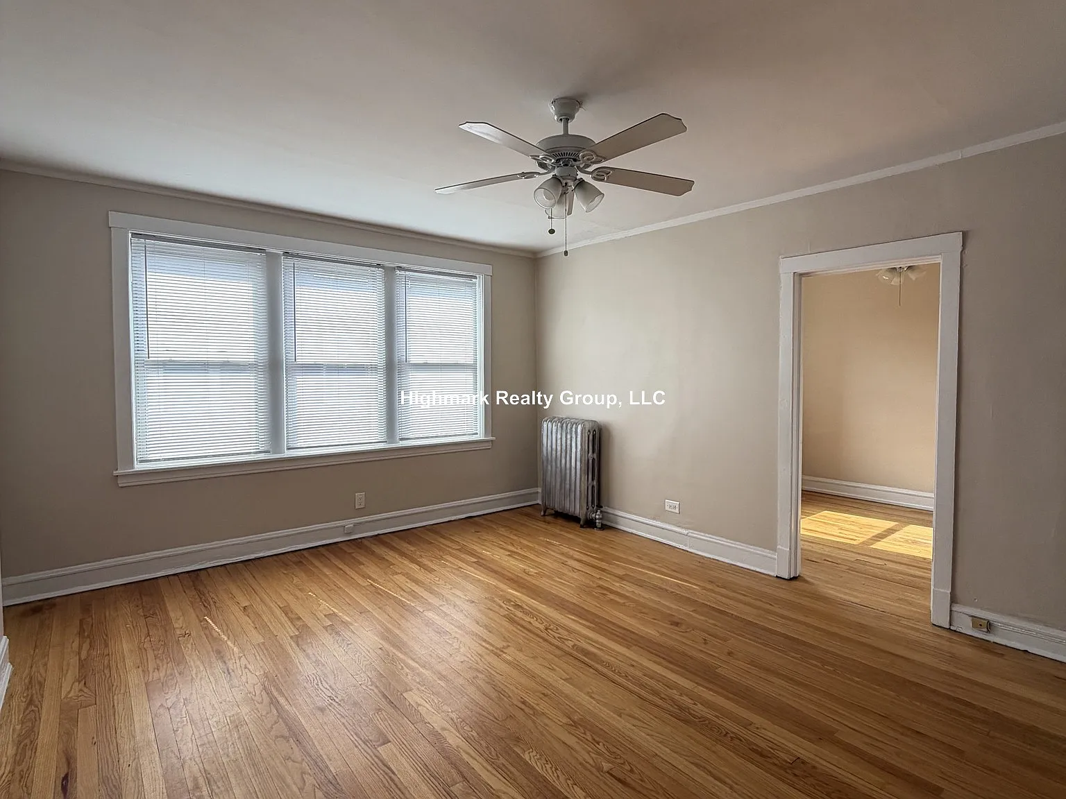 2 bed, 1.0 bath, $1,595 — Photo 3