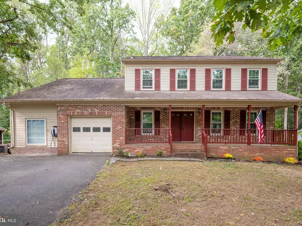 2169 Harpoon Dr, Stafford, VA 22554