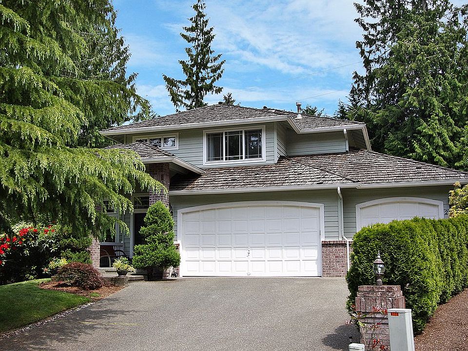 www.LamoureuxRealEstate.com