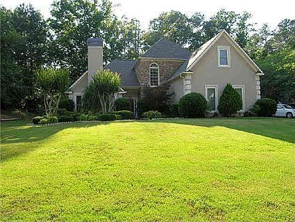 1st image of 1449 Livingston Dr SW