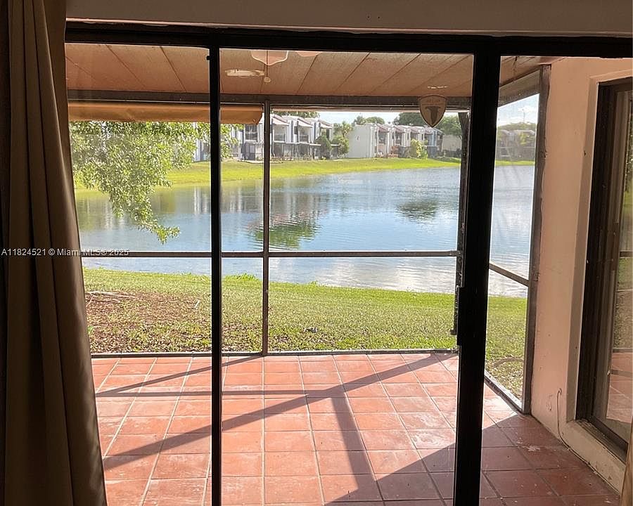 1st image of 510 W Park Dr #104