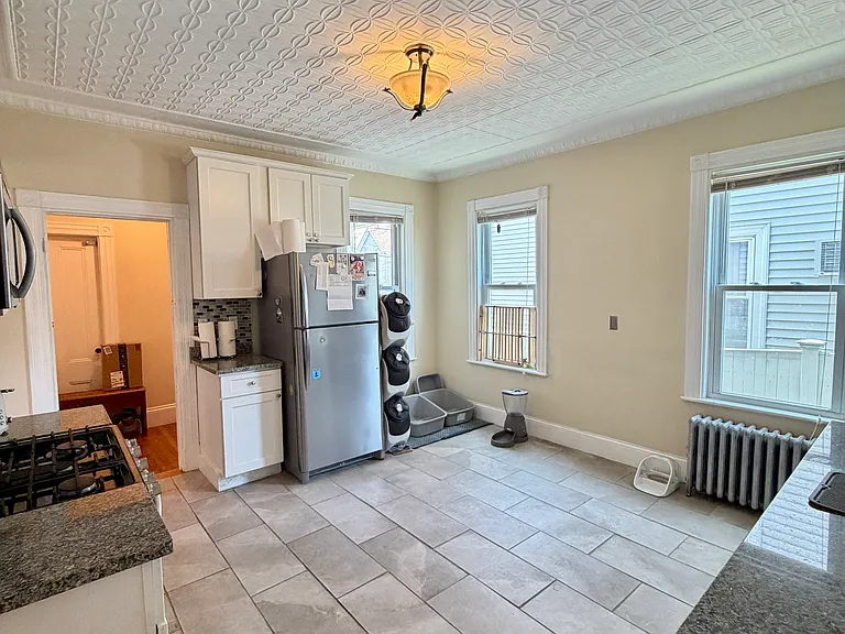 39-41 Watts St #1 — Photo 2