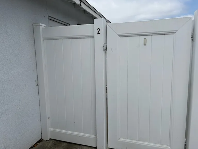 3 Bedroom 2 Bath Home — Photo 1
