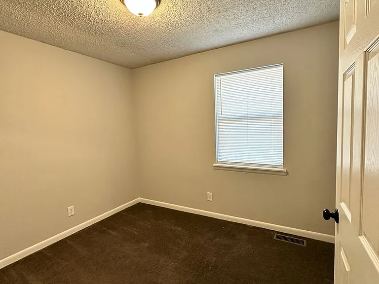 1309 Halsey Ave NE #A — Photo 10