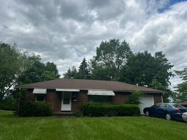 870 Milburn Rd NE, Massillon, OH 44646