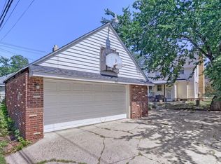 3304 Grand Ave S, Minneapolis, MN 55408