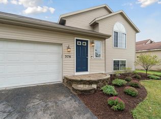 376 Needlewood Dr NE, Cedar Springs, MI 49319