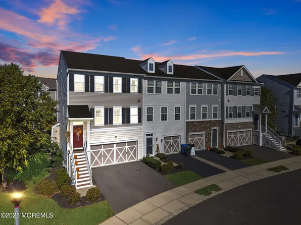 119 Beacon Lane #404, Eatontown, NJ 07724