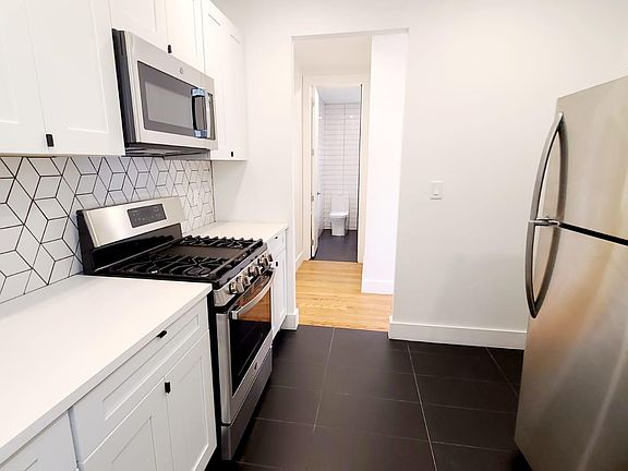 2nd image of 1485 Fulton Ave #54