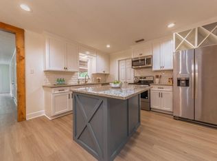 212 Academy Rd, Lafayette, LA 70503