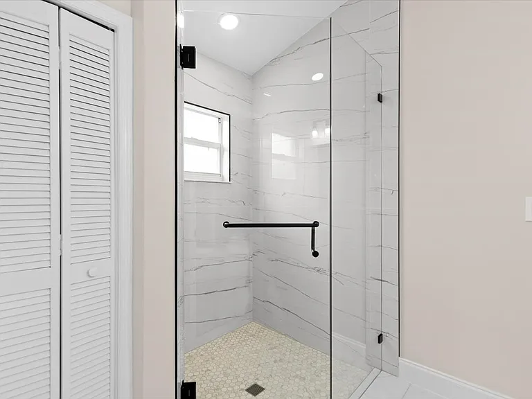 3358 Sabal Springs Blvd — Photo 17