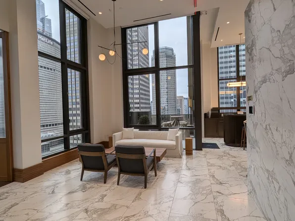 135 East 47th Street image 11 of 23