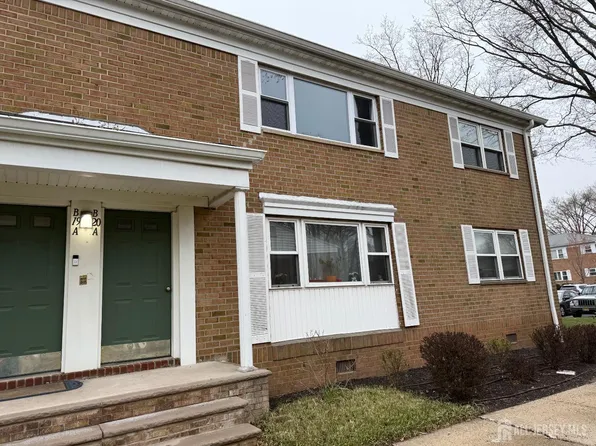172 Evergreen Rd #20B, Edison, NJ 08837