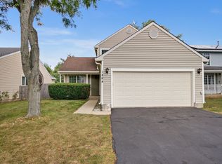 1864 Isle Royal Ln, Hanover Park, IL 60133