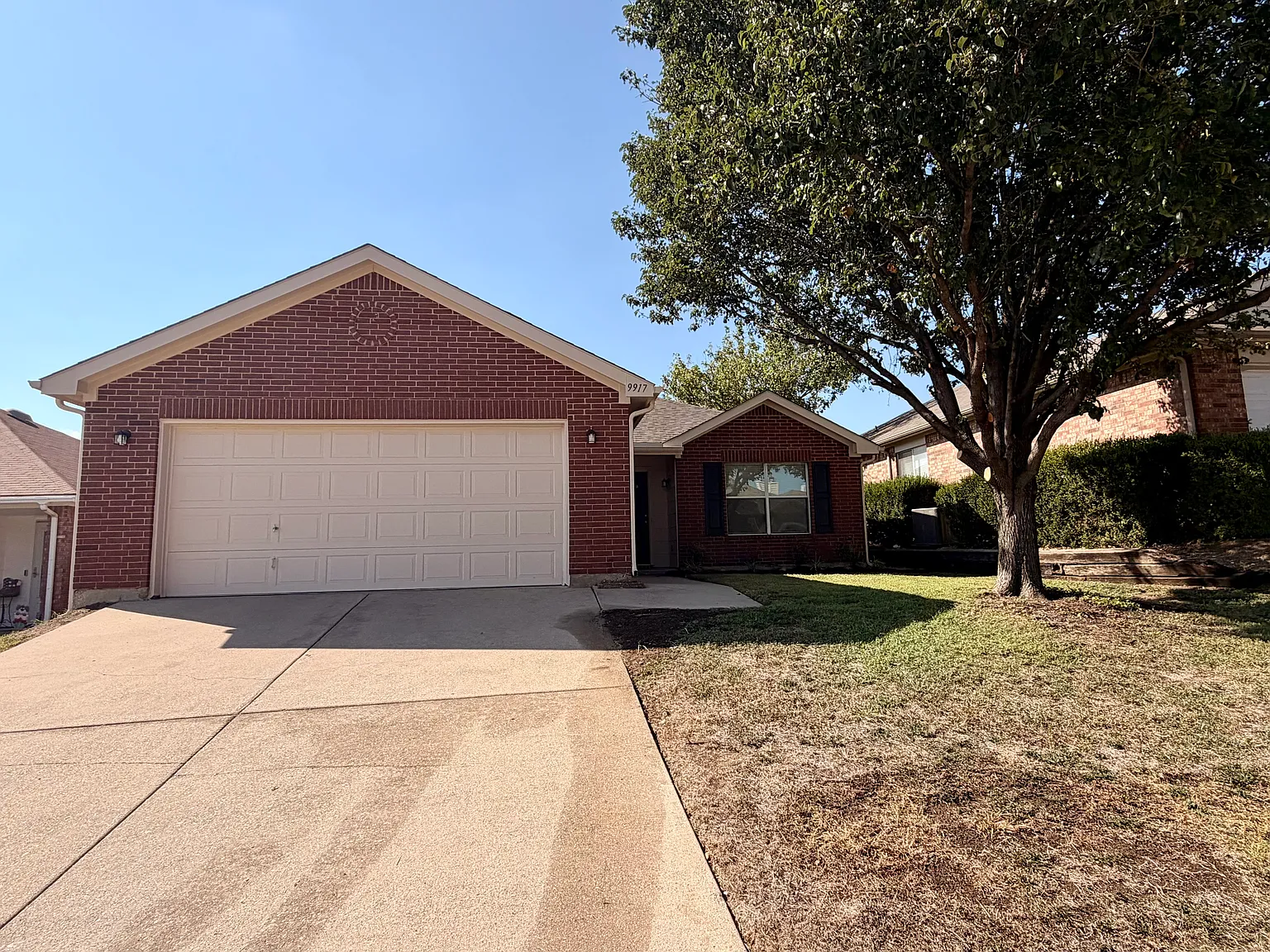 3 bed, 1657 sqft, $2,099 — Photo 1