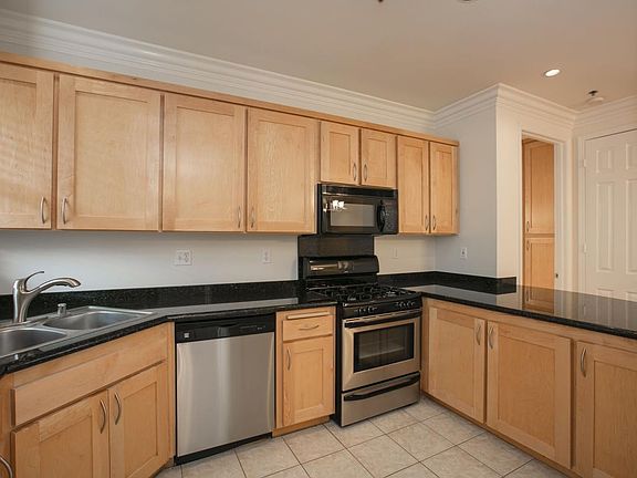 3rd image of 108 S Clark Dr APT 204