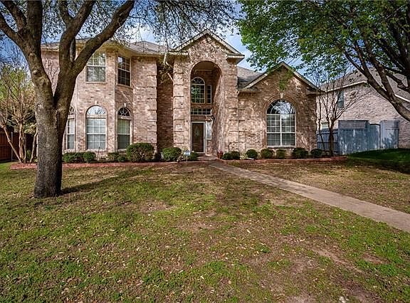 2nd image of 3411 Waltham Dr