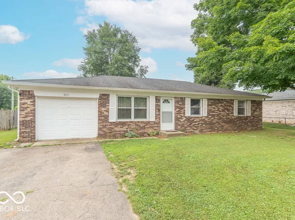 603 Meadows Dr, Mooresville, IN 46158