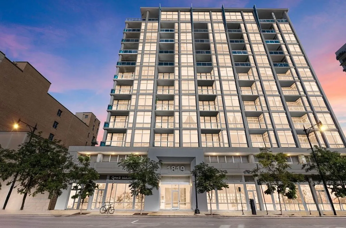 1 bed, 806 sqft, $2,750 — Photo 1