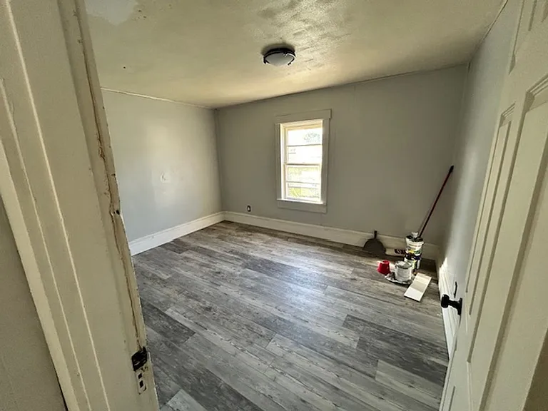 340 1/2 McPheron Ave — Photo 7