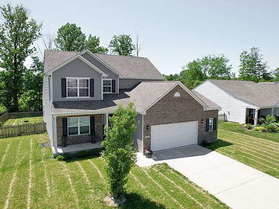 2nd image of 738 Darlington Dr